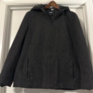 Gap women’s coat 80% recycled wool size large